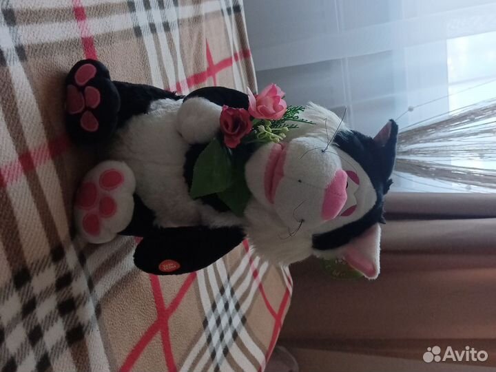 Мягкая игрушка котик