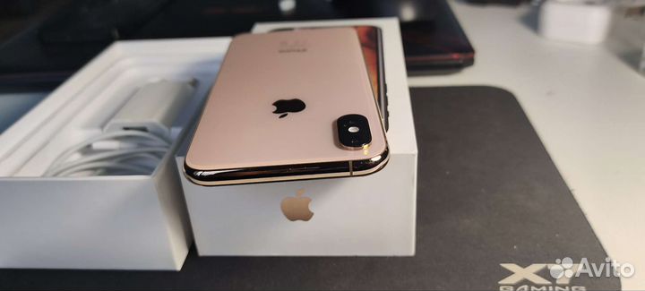 iPhone xs 64 gb