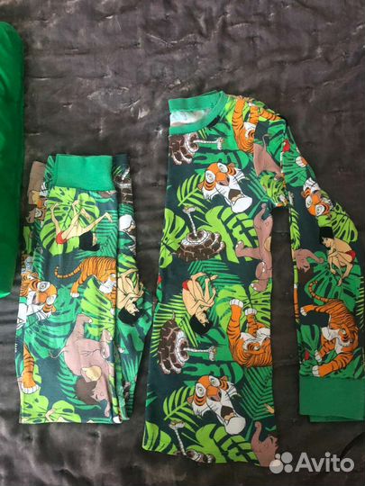 Одежда комплектом 128-134