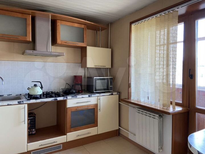 3-к. квартира, 105 м², 8/9 эт.