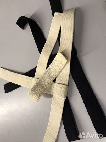 Резинка на вратарский шлем