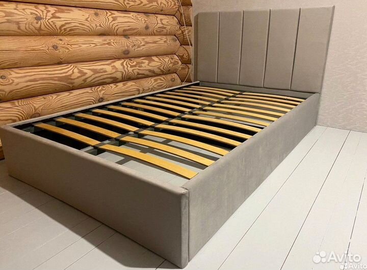 Кровать двуспальная