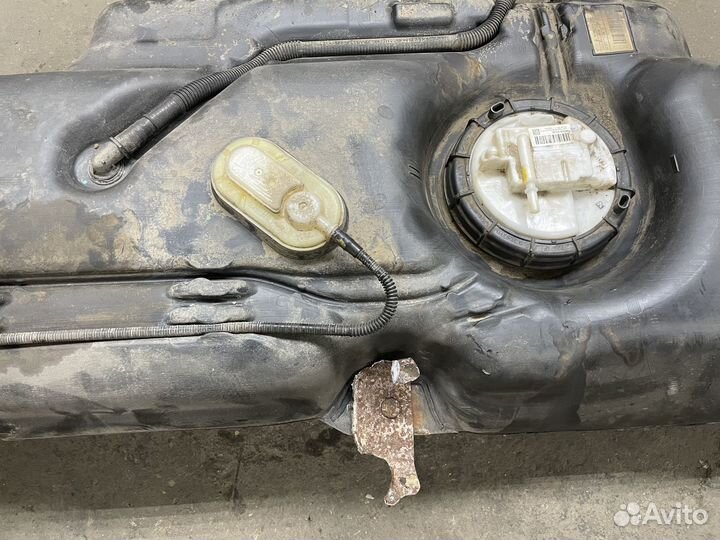 Топливный бак Citroen C3 Picasso 1.4 EP3