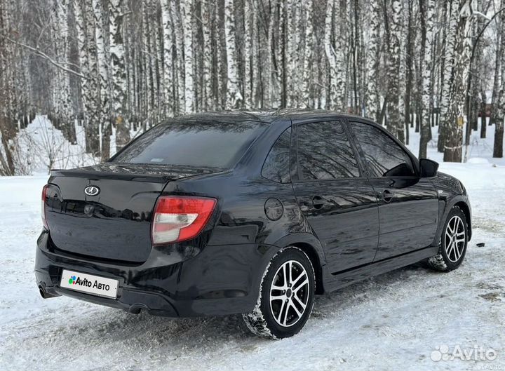 LADA Granta 1.6 МТ, 2016, 195 000 км