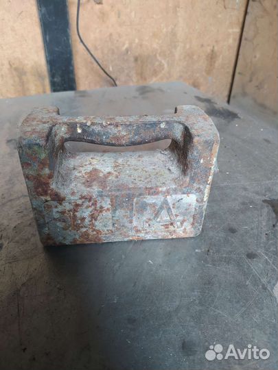 Гиря 10,8,5,2 кг