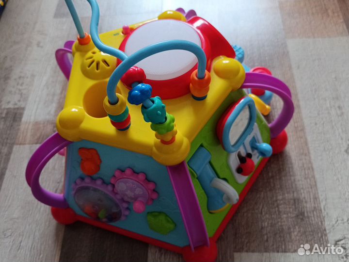 Развивающая музыкальная игрушка