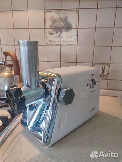 Мясорубка электрическая