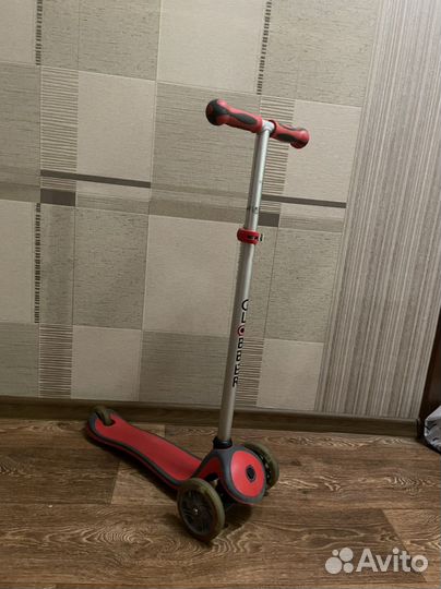 Самокат трехколесный globber