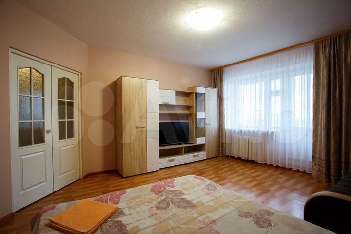 2-к. квартира, 73 м², 8/9 эт.