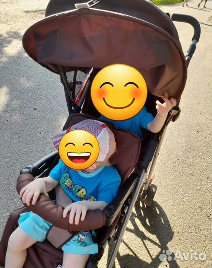 Коляска для двойни,погодок Safety 1st