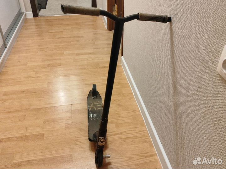 Самокат трюковой