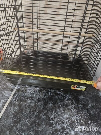 Клетка для среднего попугая