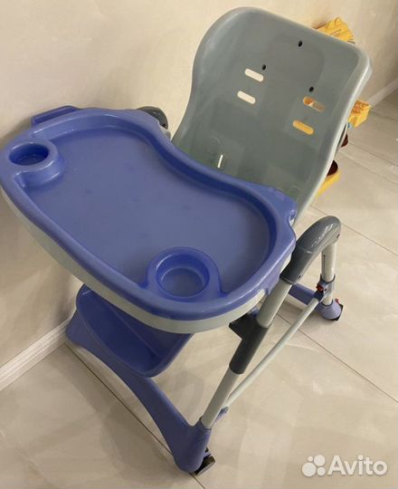 Детский стульчик для кормления
