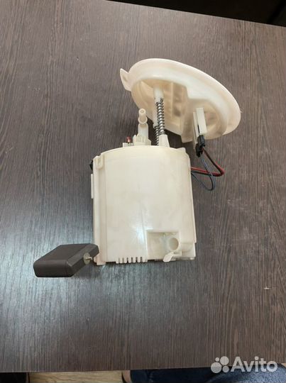 Насос топливный Mercedes W204 W207 W212