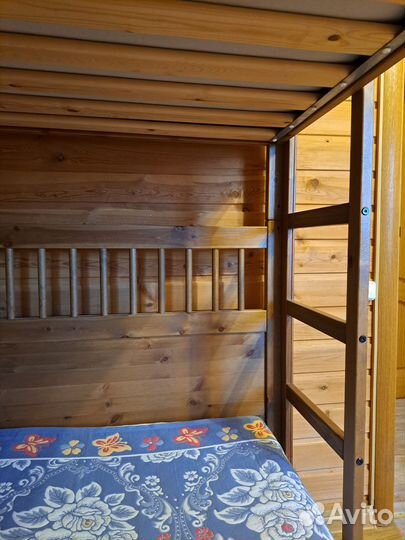 Кровать 2-ярусная икеа и 2 матраса