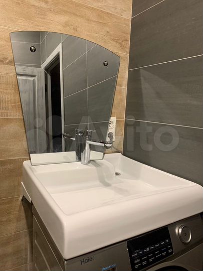 2-к. квартира, 54,3 м², 3/3 эт.