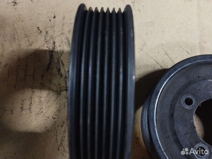 Шкив помпы M62 tu BMW 5, 7, x5, e38, e39, e53