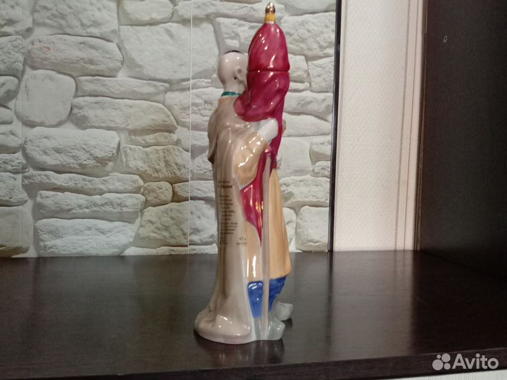 Статуэтка штоф казак, коллекционная, фарфоровая