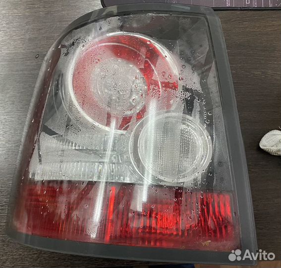 Задний правый и левый фонарь rangerover sport l320