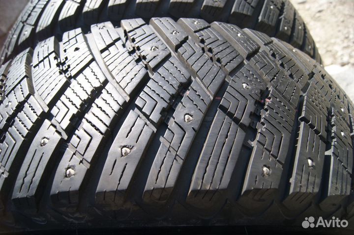 Goodyear Ultragrip Ice Arctic 225/65 R17