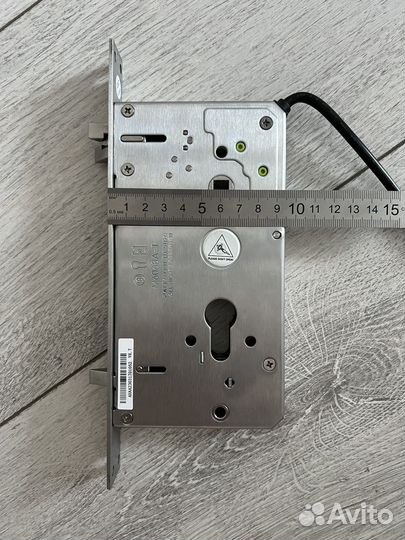 Электронный замок входной двери