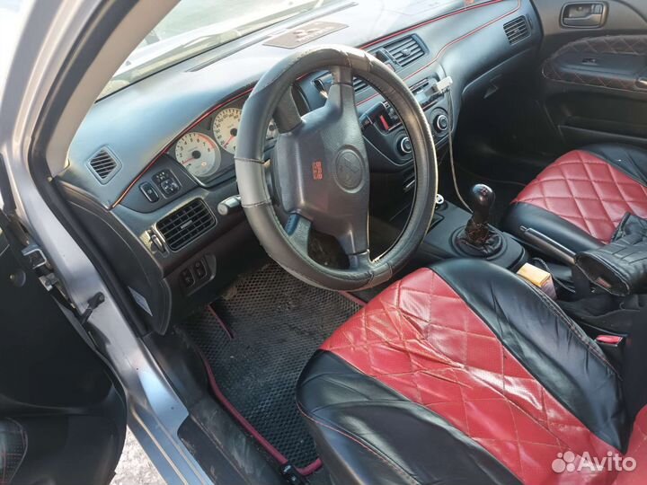Mitsubishi Lancer 1.6 МТ, 2005, 320 000 км