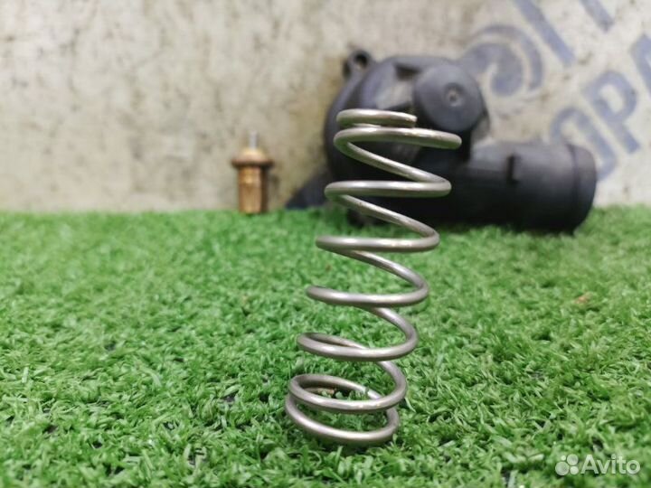 Термостат Volkswagen Polo седан 1.6 CFN 2013