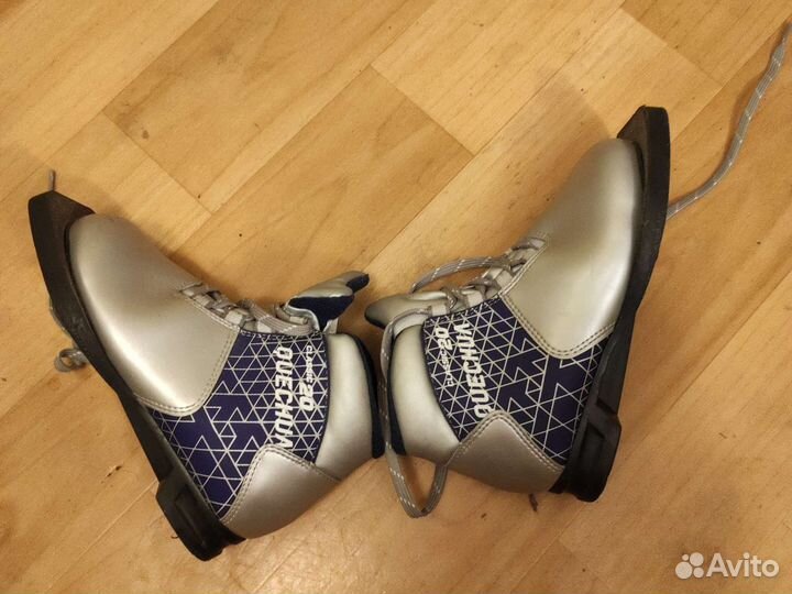 Лыжные ботинки детские 31 размер