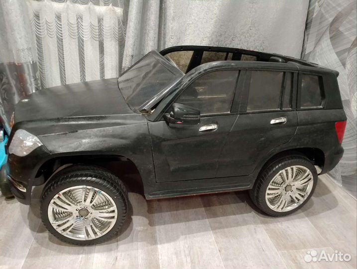 Детский электромобиль