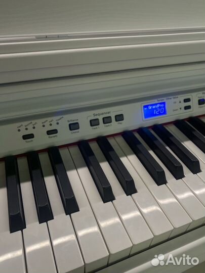 Orla CDP-101 Белое Цифровое пианино