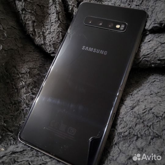 Samsung Galaxy S10+, 8/128 ГБ