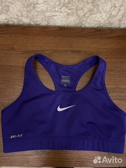 Спортивный топ nike -m DRI-FIT Оригинал