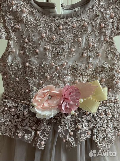 Платье на девочку 128