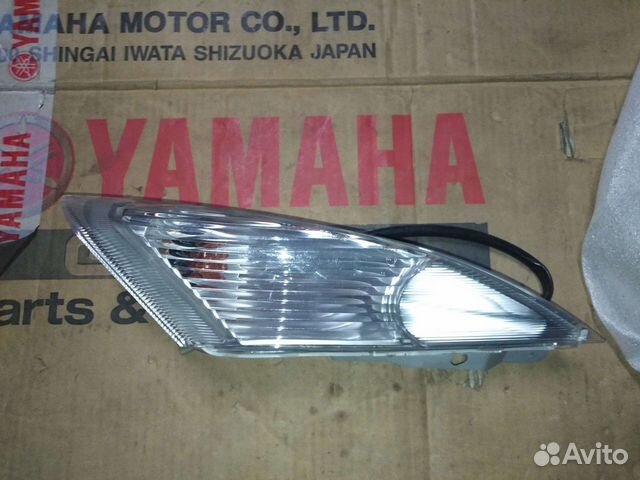 Новый оригинальный поворотник Yamaha Majesty