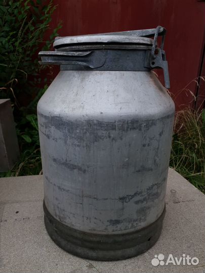 Молочный бидон