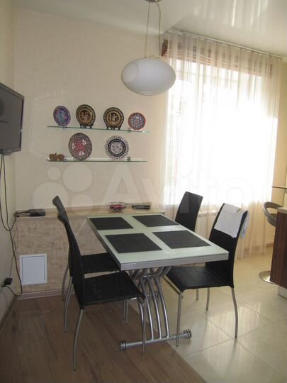 3-к. квартира, 117 м², 4/9 эт.