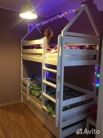 Детская кровать домик