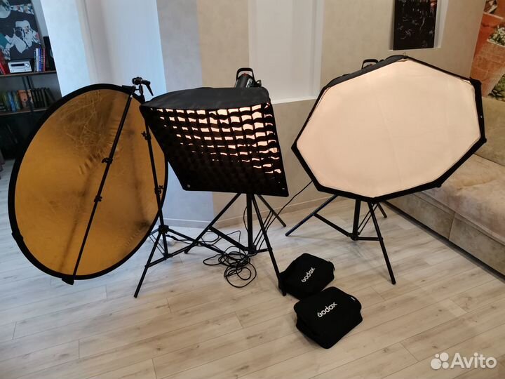 Комплект света Godox DE300 2шт., софт, окта, стойк