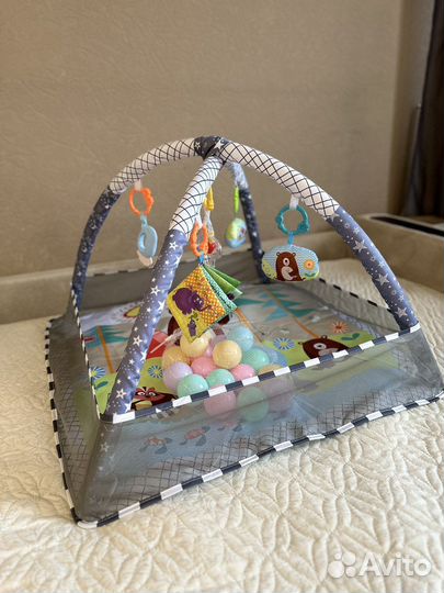 Развивающий коврик новый