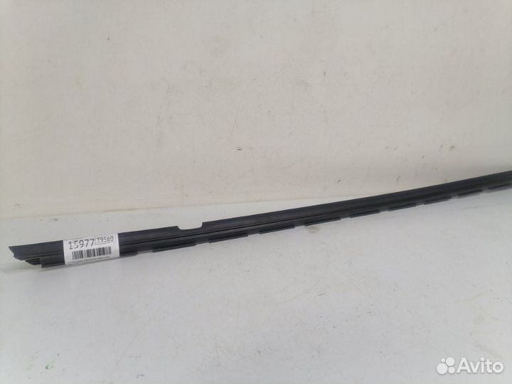 Уплотнитель (бархотка ) задний правый Opel Astra