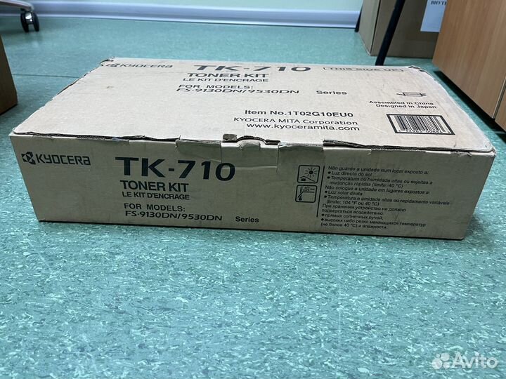 Оригинальный тонер-картридж TK-710