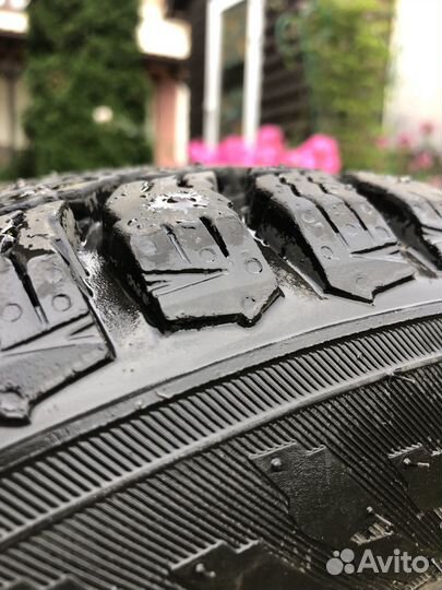 Nokian Tyres Hakkapeliitta 9 185/65 R15 92T