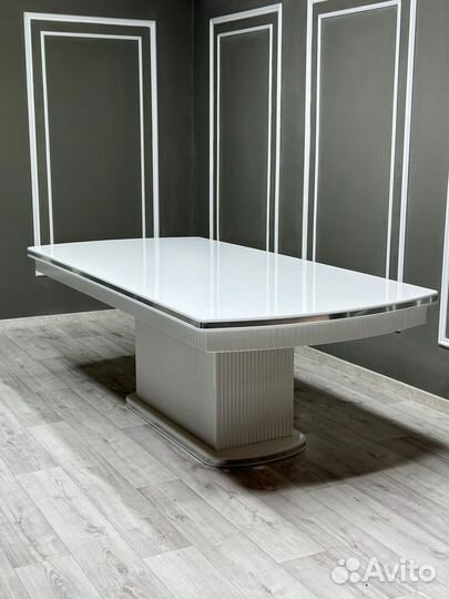 Стол со стульями в наличии\оплата при получении