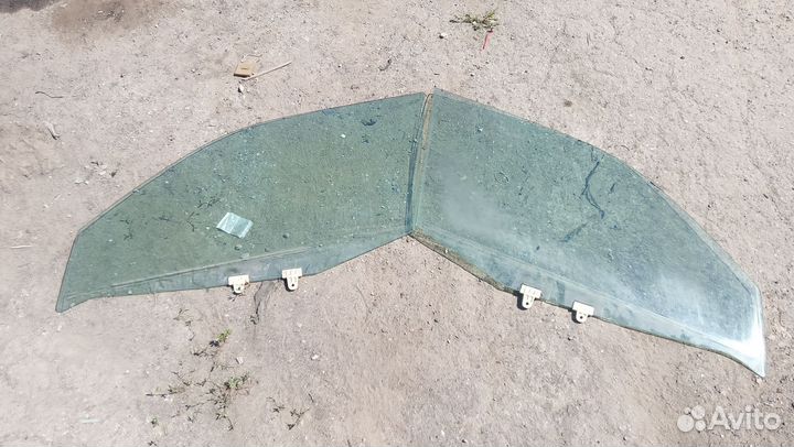 Стекла передние боковые Nissan Primera P11