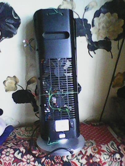 На запчасти Тепловентилятор Vitek 2053 BK