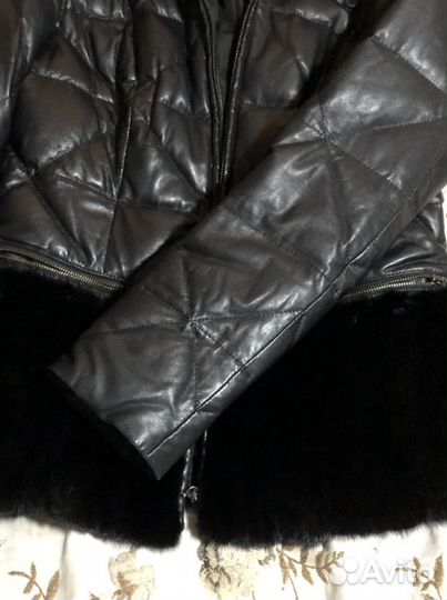 Куртка-пуховик