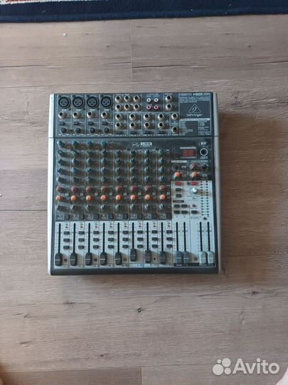 Микшерный пульт behringer xenyx,колонки peavey115