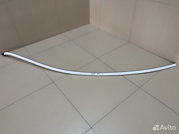 Молдинги крыши Mercedes W207