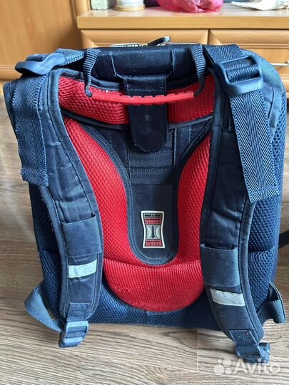 Рюкзаки школьные для девочки