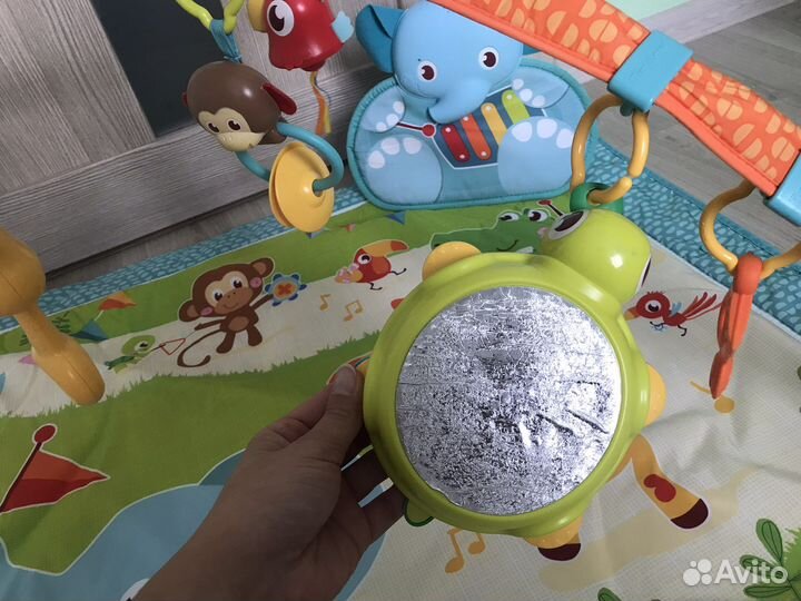 Игровой развивающий детский коврик